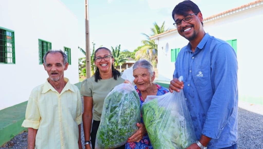 Mantida por produtores, Fazenda Modelo capacita jovens e ajuda instituições beneficentes