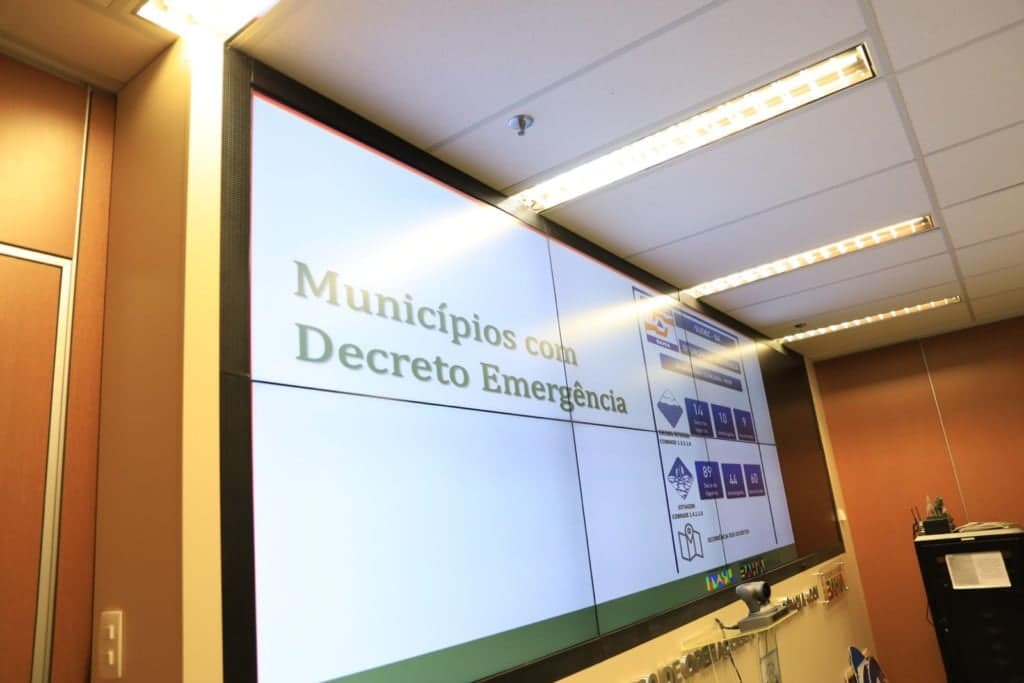 Sacas de milho serão distribuídas pelo governo da Bahia a famílias pecuaristas do estado afetadas pela estiagem