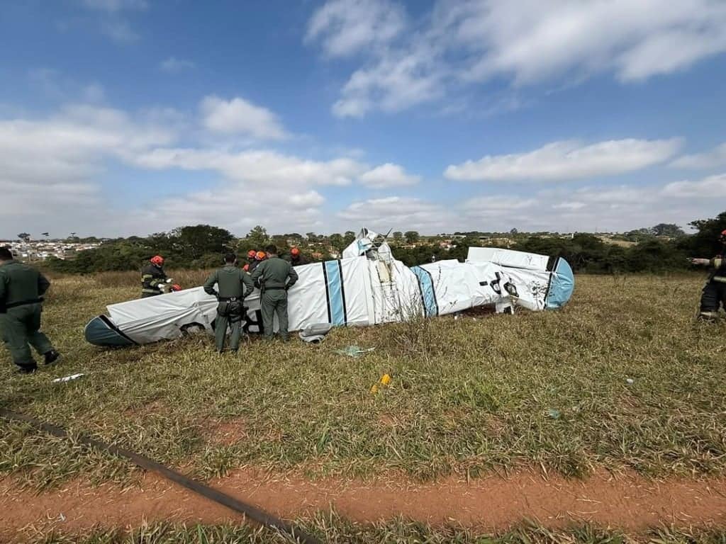 Aeronave de instrução queda SP